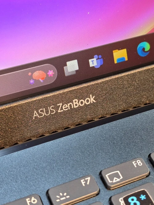 Asus ZenBook UX425 Ryzen 5 5600H 16GB 512SSD 