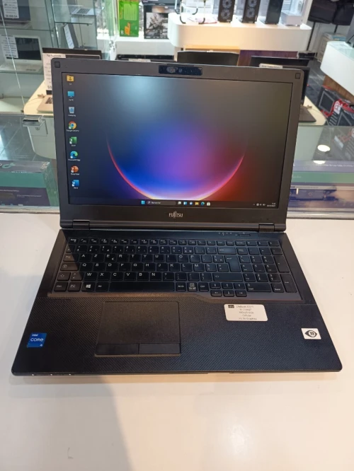 Fujitsu Lifebook E5511 i5 11th 16GB 512SSD 15.6FHD