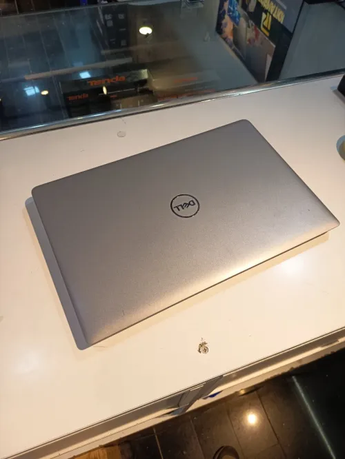 DELL Latitude 5550 Ultra 5 135U 16GB DDR5 512SSD Gen4 AZERTY