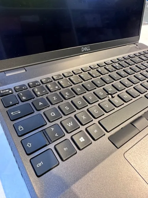 DELL LATITUDE 5501 i7 9850H /32GB DDR4 /1To SSD MX150 