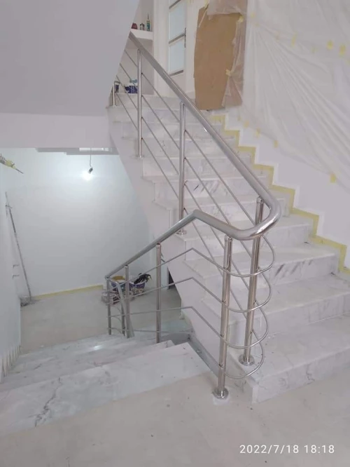 rampe d'escalier en inox