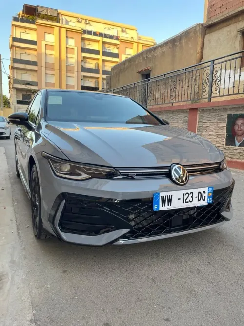 Volkswagen Golf 8 2025 R Black Edition 
