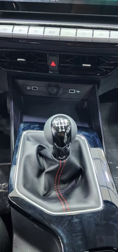 MG 5 2026 180