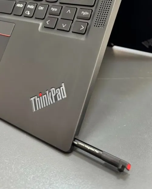 LENOVO THINKPAD X13 2in1 INTEL CORE ULTRA 5 135U 1.60GHz UP TO 4.40GHz 32Go DDR5 512 SSD NVME INTEL R GRAPHICS ECRAN 13 INCH FHD PLUS TACTILE x360