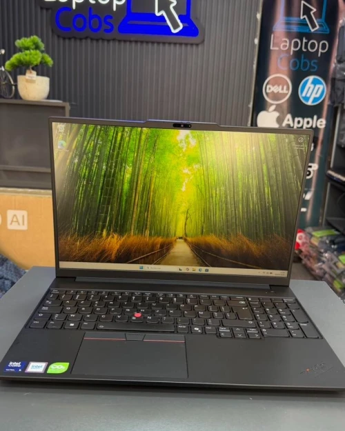 LENOVO THINKPAD E16 Gen 3 INTEL ULTRA 5 225U 1.5GHZ up to 4.8GHZ RAM  16gbGB DDR5 DISK  512GB SSD nvme INTEL R GRAPHICS ECRAN 16-INCH FHD  PLUS