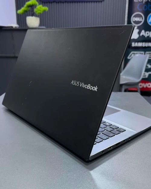 ASUS VIVOBOOK K533E NTEL CORE I7-1165G7 2.80 Ghz 16Gb DDR4 512Gb INTEL IRIS XE GRAPHICS 15.6 FHD