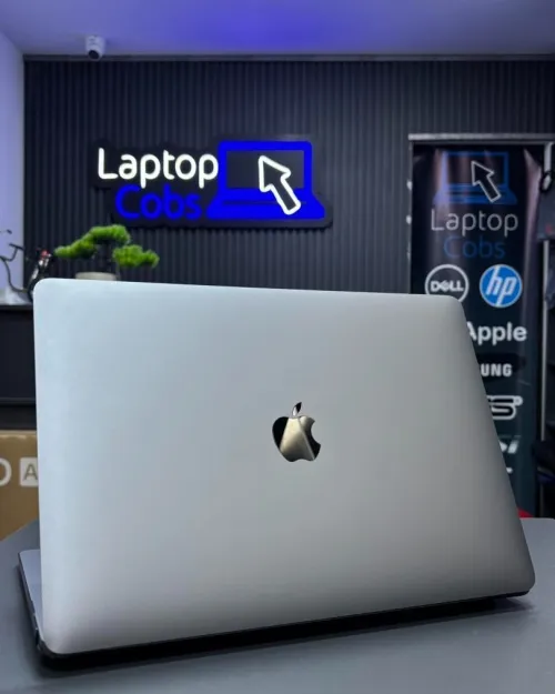 MACBOOK AIR M1 2020 M1 8GB 256GB SSD ECRAN 13.3 RETINA 2.5K