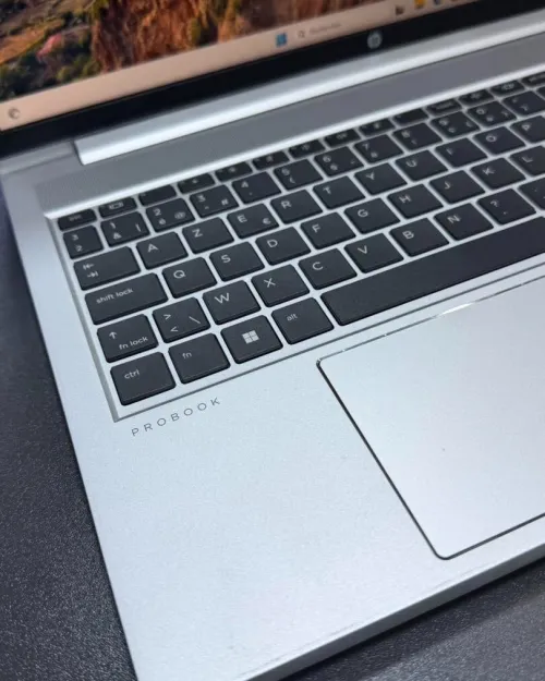 HP PROBOOK 455 G10 RYZEN 5 7530U 2.0 up to 4.5ghz RAM 16GB DDR4 512GB SSD nvme Amd Radeon Tm GRAPHICS ECRAN 15.6 FHD