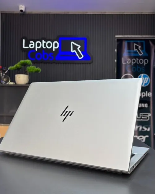 HP ELITEBOOK 840 G8 INTEL i5 1145G7 2.61GHz UP TO 4.40GHz 16GB DDR4 256 SSD NVME INTEL IRIS XE GRAPHICS ECRAN 14 INCH FHD