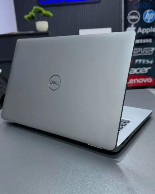 DELL LATITUDE 5440 i5 1345U  1.60GHZ 16Gb DDR4 256gb SSD INTEL IRIS XE GRAPHICS ECRAN 14p  FHD  