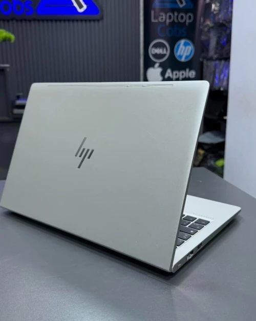 HP ELITEBOOK 640 G8 I5-1245U 16g ram 256 ssd nvme 14" FHD