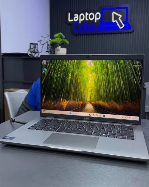 DELL LATITUDE 5450 INTEL ULTRA 5 135U RAM 16gbGB DDR5 DISK  256GB SSD nvme INTEL R GRAPHICS  ECRAN 14-INCH FHD