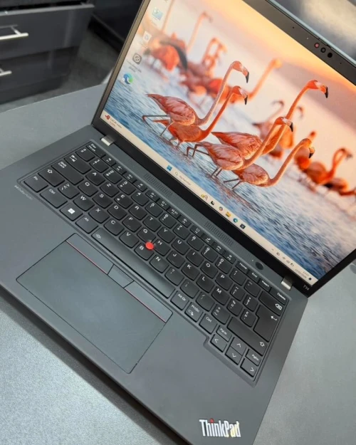 LENOVO THINKPAD T14 INTEL I7-1335U 16GB DDR5 512GB SSD nvme INTEL UHD GRAPHICS 14P FHD