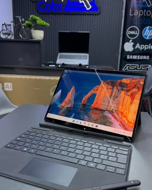 SURFACE PRO 9 INTEL I5-1235U 2.50ghz RAM 8GB DDR4 DISK  256GB SSD nvme INTEL IRIS XE GRAPHICS