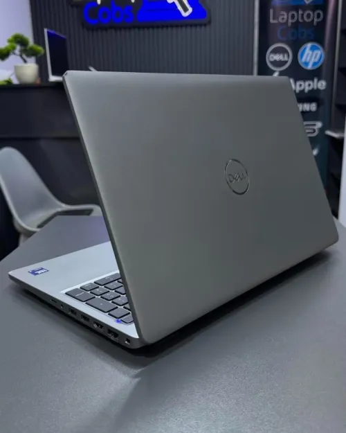 DELL LATITUDE 5550 ULTRA 5 135H 16gb 256gb ssd INTEL R GRAPHICS ECRAN 15.6 FHD  LED 