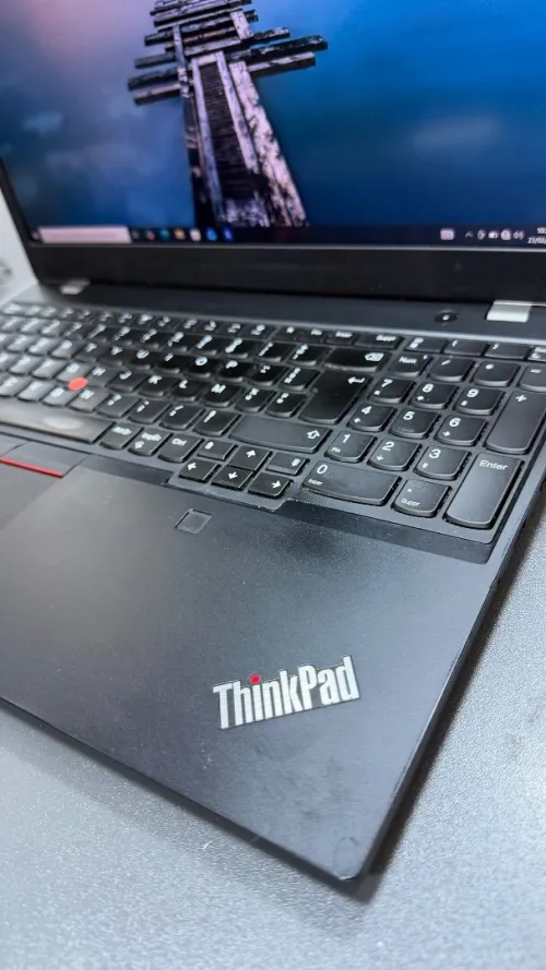 LENOVO THINKPAD L15 INTEL I5-10210U 1.6GHZ up to 4.2ghz RAM 16GB DDR4 DISK 512GB SSD nvme INTEL UHD GRAPHICS ECRAN 15.6P FHD