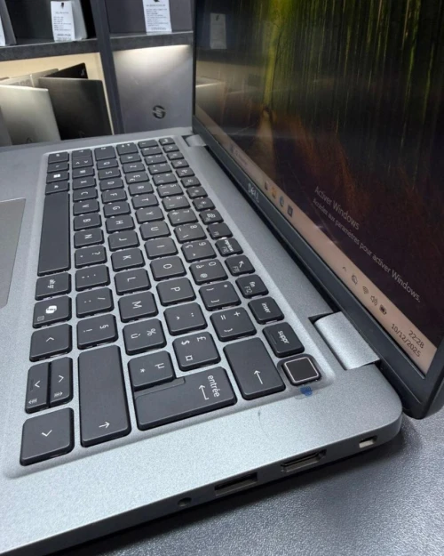 DELL LATITUDE 5450 ULTRA 5 135U 16Gb 512Gb  SSD  INTEL R GRAPHICS