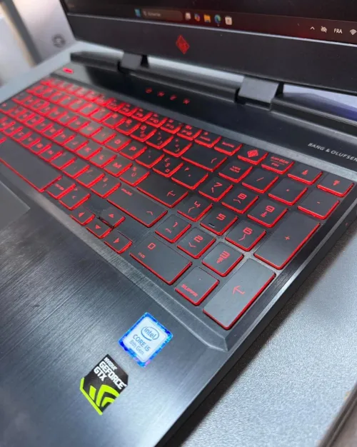 HP OMEN LAPTOP 15 INTEL i5-8300H up to 4.00Ghz 16g ram 1to ssd nvme 15.6"FHD