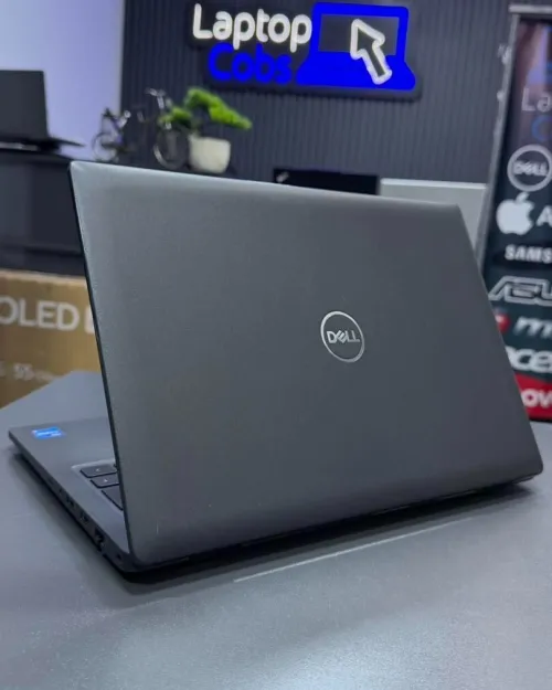 DELL LATITUDE 3420  INTEL I5-1135G7 2.40GHZ up to 4.2ghz RAM 8GB DDR4 DISK 512GB SSD nvme INTEL IRIS XE GRAPHICS ECRAN 14P FHD
