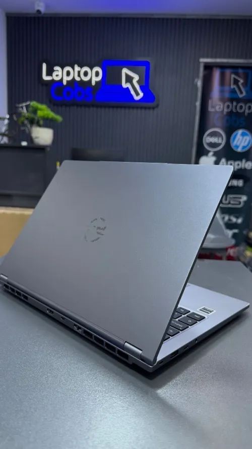 PC SPECIALIST RYZEN 7 8845HS RAM 32GB DDR5  DISK 1000GB SSD nvme AMD RADEON 780M GRAPHICS ECRAN 14P 3K 120HZ