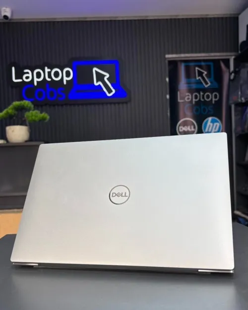 DELL XPS 13 9300 NTEL i5 1065G7 1.50GHz UP TO 3.90GHz 8GB DDR4 512 SSD NVME INTEL IRIS XE GRAPHICS 128MB VRAM ECRAN 13 INCH GHD PLUS