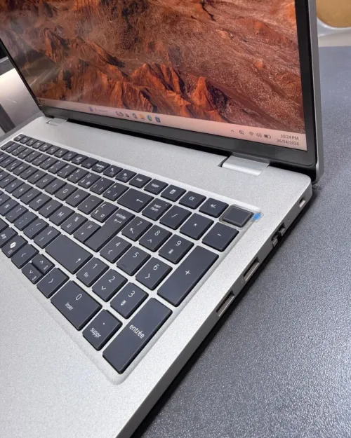 DELL PRO 16 PLUS INTEL ULTRA 5 235U 2.0GHz up to 4.9GHZ 32GB DDR5 512GB SSD NVME INTEL R GRAPHICS ECRAN 16 INCH FHD PLUS