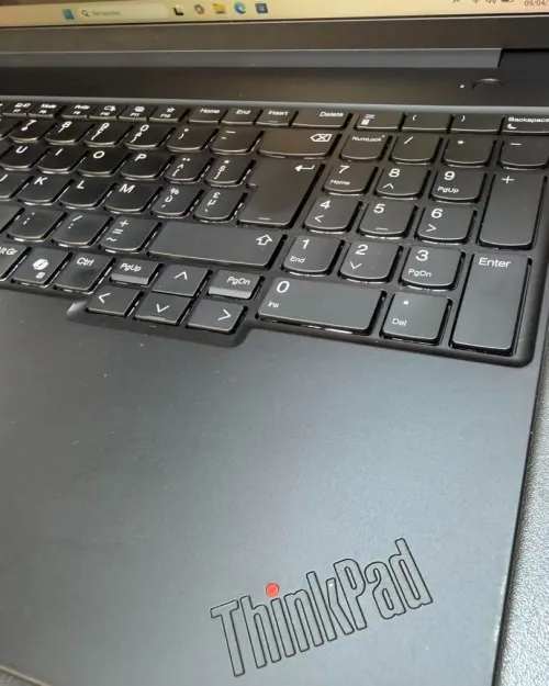 LENOVO THINKPAD E16 Gen 3 INTEL ULTRA 5 225U 1.5GHZ up to 4.8GHZ RAM  16gbGB DDR5 DISK  512GB SSD nvme INTEL R GRAPHICS ECRAN 16-INCH FHD  PLUS
