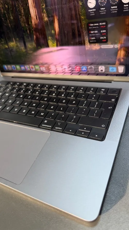 MacBook Pro m3 2023 16gb 1000gb 14 inch