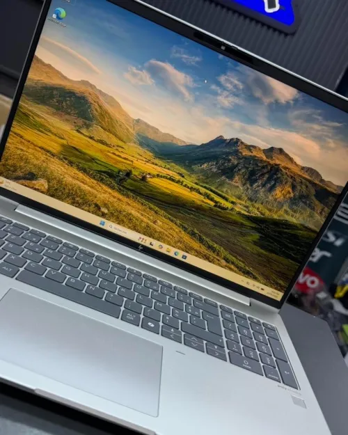 HP ELITEBOOK 660 G11 INTEL ULTRA 7 165U 1.6GHZ up to 4.9GHZ 16GB DDR5 512GB SSD NVME NTEL R GRAPHICS ECRAN 16- INCH FHD PLUS