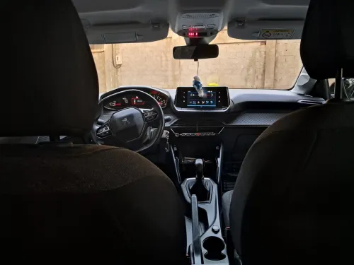 Peugeot 208 2022 Access