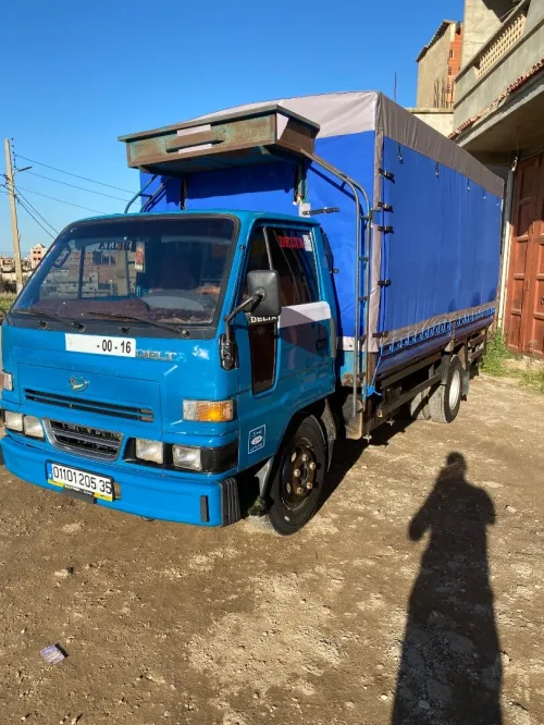 Daihatsu Delta 2005