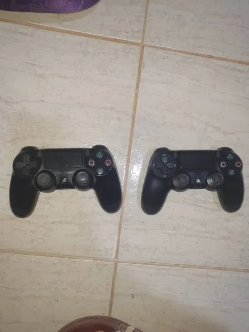 PS 4 normal