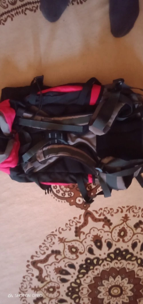 حقيبة سفر وتخييم