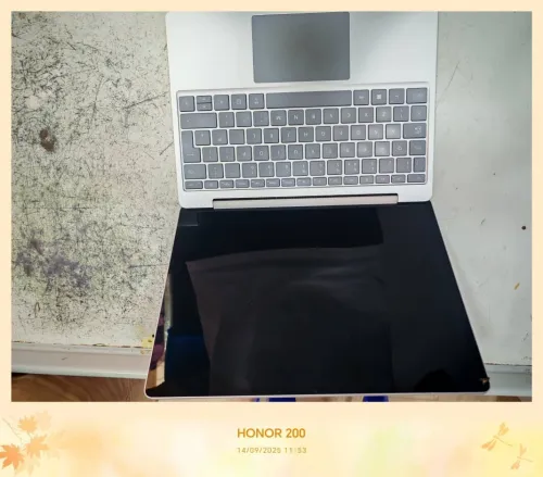 microsift surface go - i5 11ème Gen - 16Go Ram 256 Go SSD