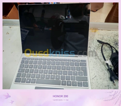 microsift surface go - i5 11ème Gen - 16Go Ram 256 Go SSD
