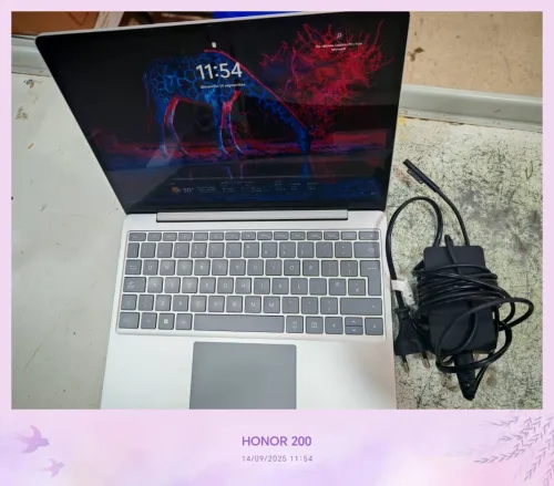 microsift surface go - i5 11ème Gen - 16Go Ram 256 Go SSD