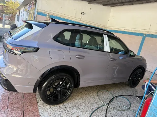Volkswagen Tiguan 2025 Airline