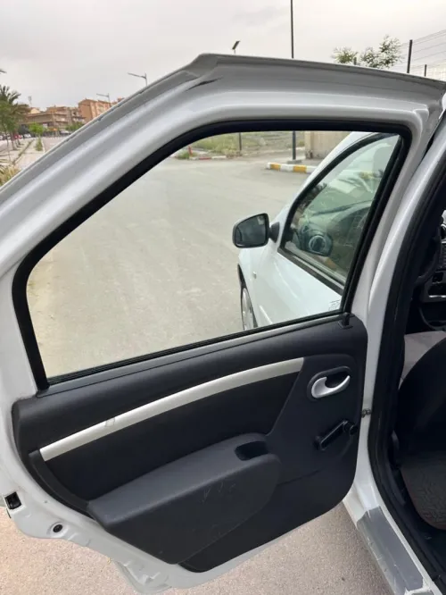 Dacia Logan 2012 La toute option