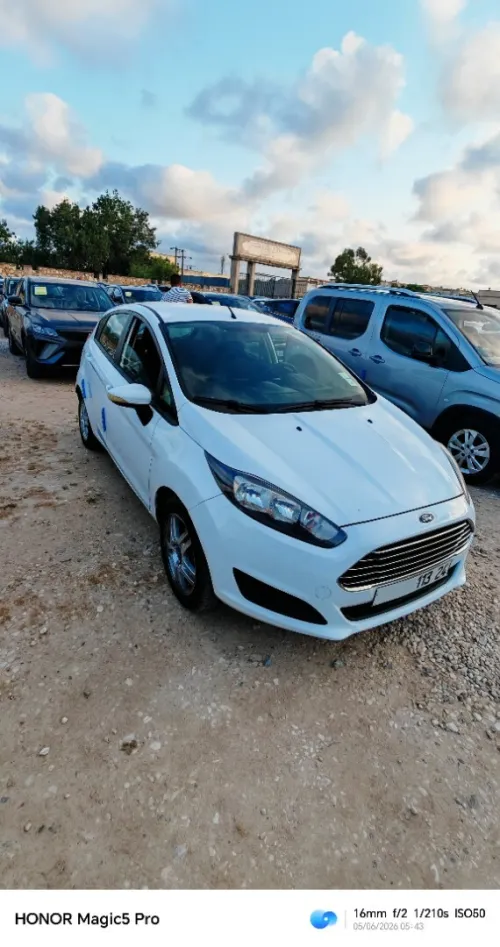 Ford Fiesta 2013 Trend Look