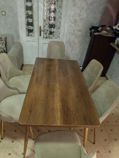 Salon et table mangé