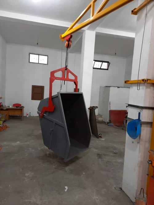 bennes à gravats بِنّات الأنقاض
