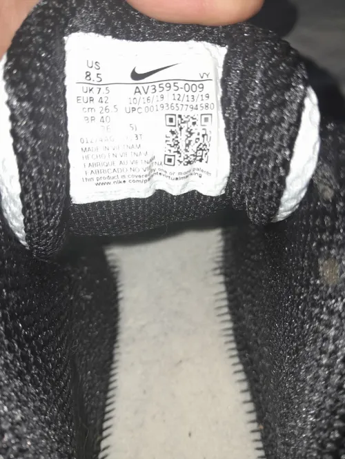NIKE TN SHOX 2024