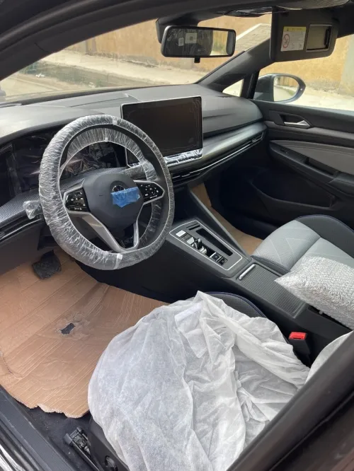 Volkswagen Golf 8 2025 R Black Edition 