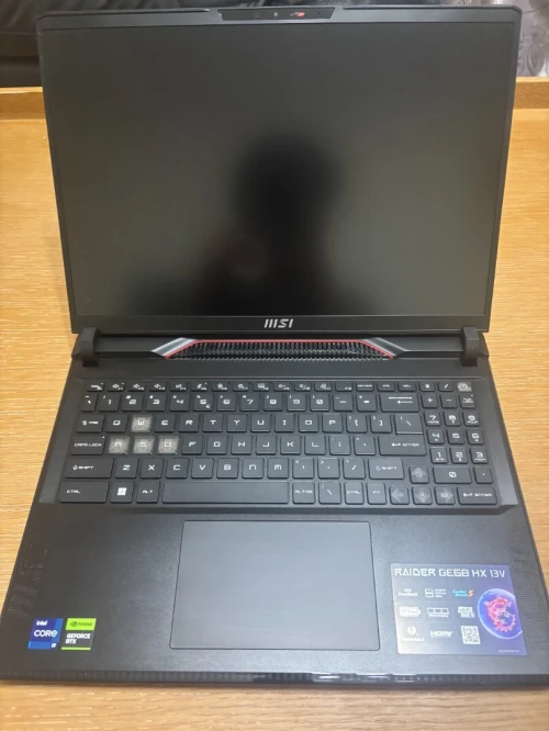 PC PORTABLE GAMING MSI RAIDER GE68 HX 13V I9-13950X - Fabricant: Micro-Star International Co., Ltd.