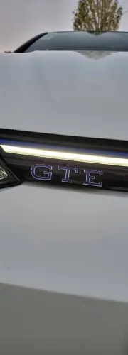 Volkswagen Golf 8 2021 GTE