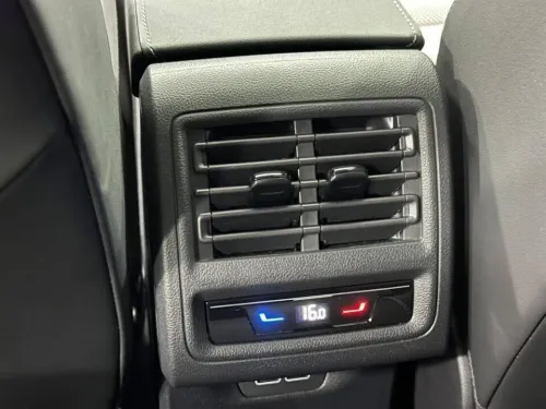 Volkswagen Golf 8 2025 R Black Edition 