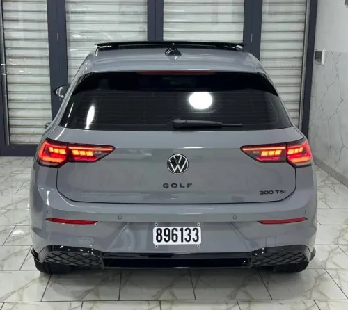 Volkswagen Golf 8 2025 R Black Edition 