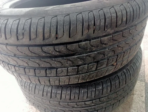 Pneu Pirelli 215/55/R17