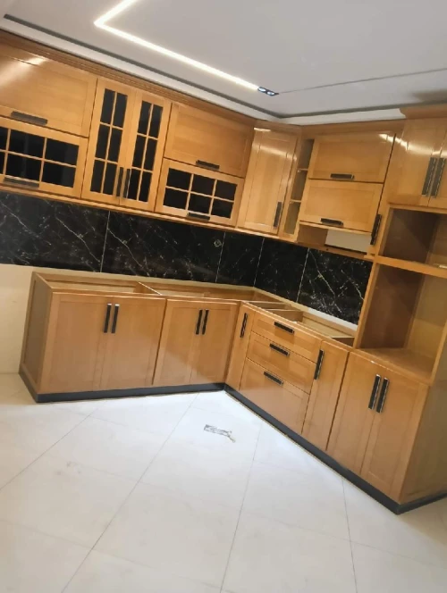تركيب جميع انواع الفايونس والسيراميك وترميم جميع انواع السكنات 