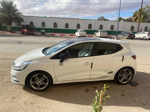Renault Clio 4 gtline 1.5 dci 110 ch 2018 Gtline
